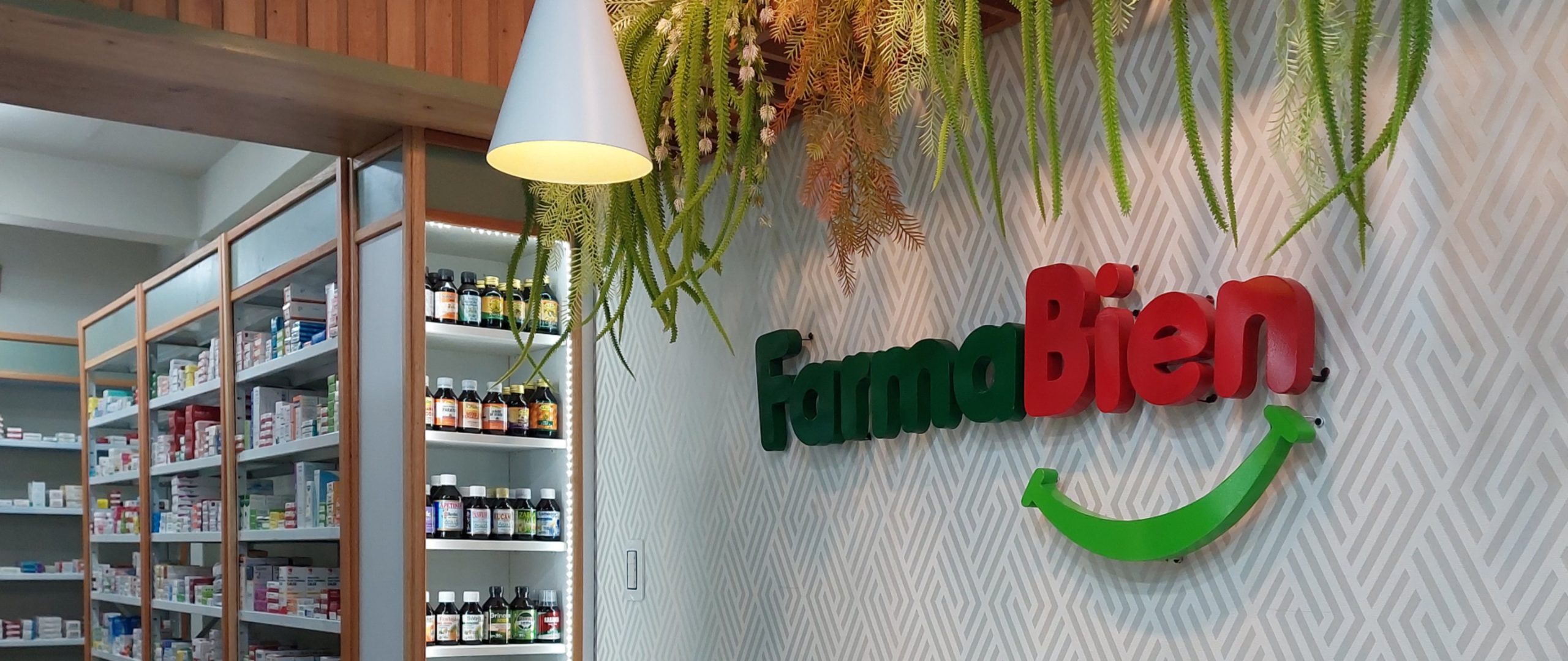 ¡En FarmaBien nos renovamos para hacerte sentir bien!